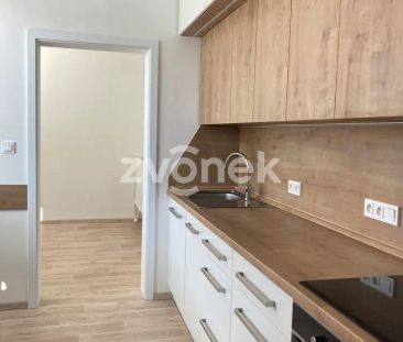 Luxusní, kompletně vybavený byt 3+1 po rekonstrukci, Budovatelská, ... - Fotografie 6