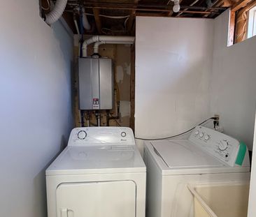 For Lease - 494 Cody Crescent Unit# Bsmt, Newmarket, Ontario - Photo 2