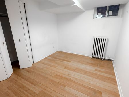 For Lease - 2469 Queen Street Unit# 5, Toronto, Ontario - Photo 4