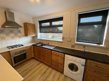 Eden Road, Middlesbrough - Photo 5