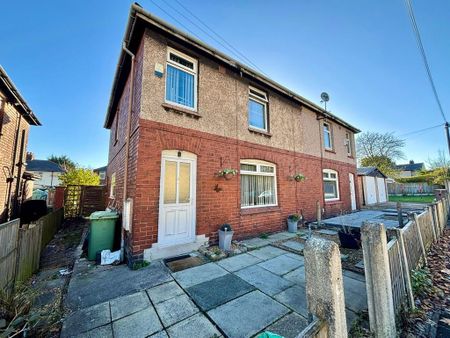 3 bedroom semi-detached house to rent - Photo 2