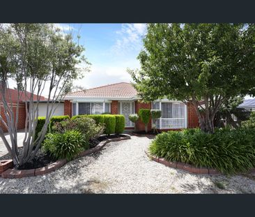 13 Cowie Place, Hoppers Crossing, Vic 3029 - Photo 2