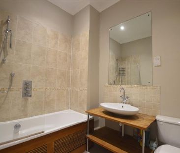 2 bedroom apartment to rent - Photo 6