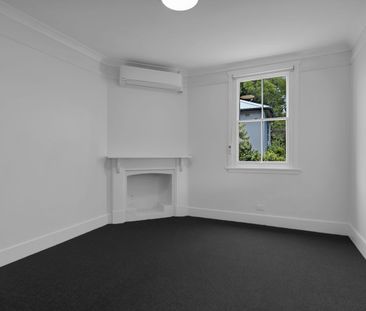 Renovated 3-bedroom home in prime location - Photo 1