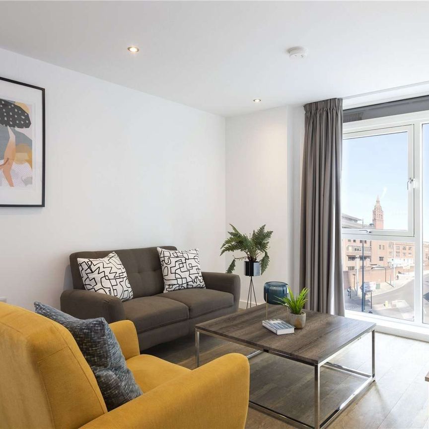1 BED 1 BATH APARTMENT | AVAILABLE NOW | LAST UNITS | PARKING AVAILABLE | PRIME LOCATION | 24-HOUR CONCIERGE | RESIDENTS GYM - Photo 1