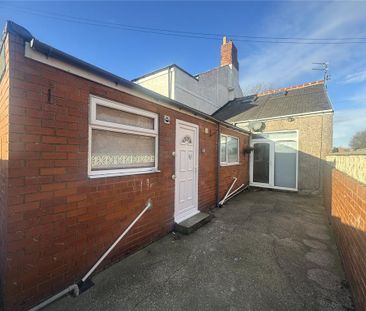 2 bedroom bungalow to rent - Photo 1