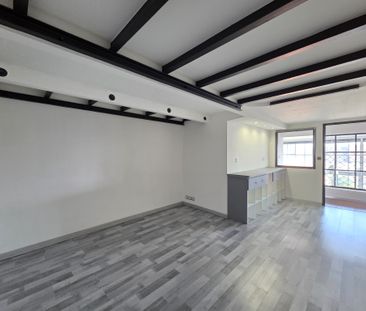 Location Appartement 4 pièces 106m² TROYES 10000 - Photo 2