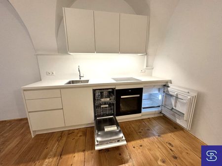 Erstbezug provisionsfrei: Toprenovierter 48m² Altbau mit Einbauküche im Renaissance-Juwel! - Foto 5