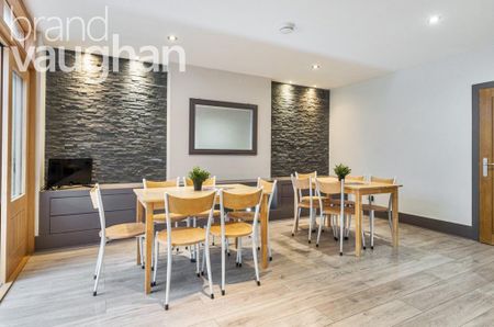 House share to rent - Photo 2