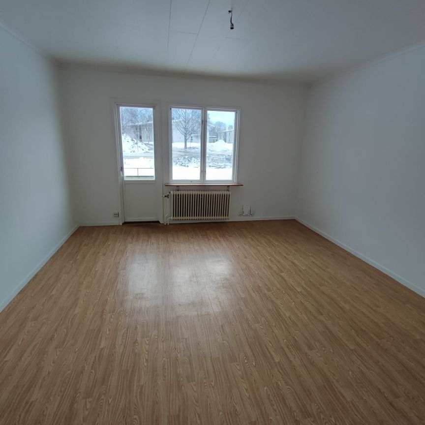 Gamla Karlebyvägen, Härnösand - Photo 1