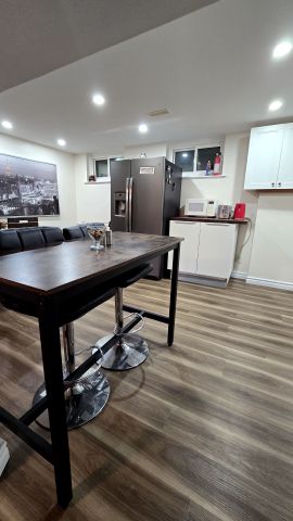 For Lease - 77 Aurora Heights Drive, Aurora, Ontario - Photo 3