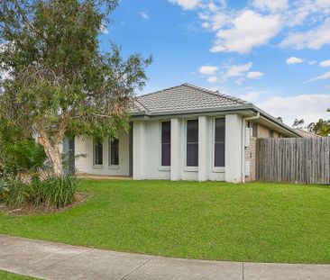 Fantastic low maintenance home! - Photo 3