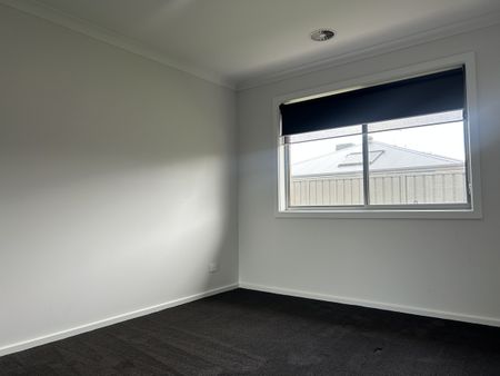 22 Dibbler Street, Thurgoona NSW 2640 - House For Rent | Domain - Photo 5