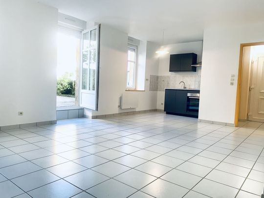 Location Appartement 2 pièces 62m² REHON 54430 - Photo 1
