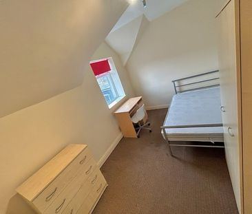 10 Bedroom Student Home – Llanbleddian Gardens - Photo 6