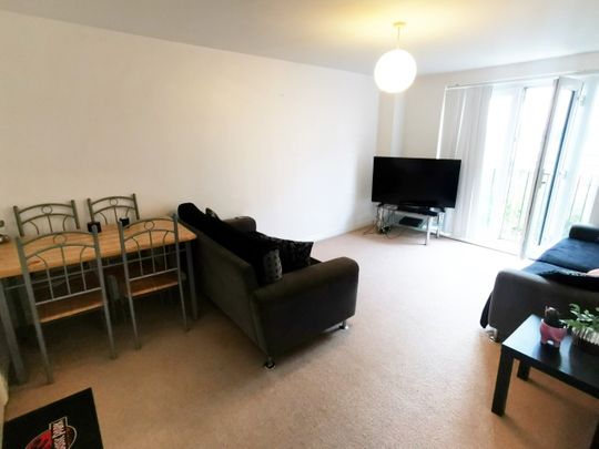 2 Bed Flat, Middlewood Street, M5 - Photo 1