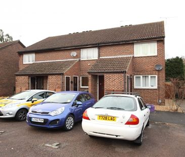 Fitzjohn Close, Guildford - Photo 5