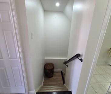 For Lease - 360 Hobbs Crescent, Milton, Ontario - Photo 3