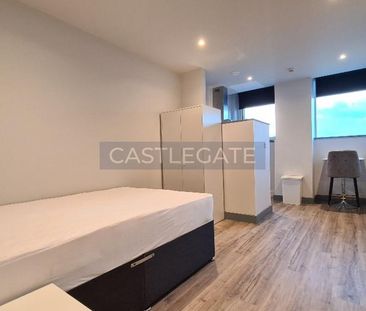 Studio to rent - Photo 1