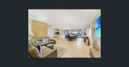 15 Dee Close, Prestons, NSW 2170 - Photo 2