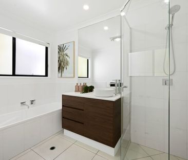 Coastal Family Home - Photo 6