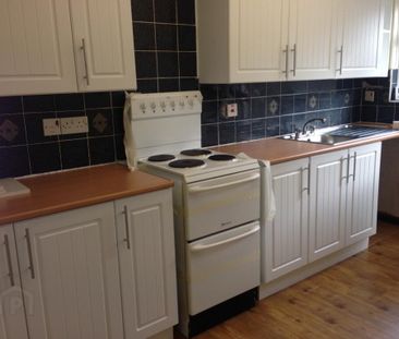 15 Glenvale Street, Belfast, BT13 3DD - Photo 3