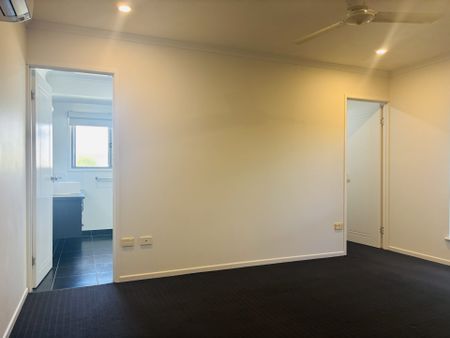 69 Makybe Diva Drive, 4740, Ooralea - Photo 5