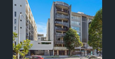 FULLY FURNIHSED LUXE ONE BEDROOM BATCHPAD! - Photo 5