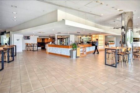 Headline Goes Here - Photo 2