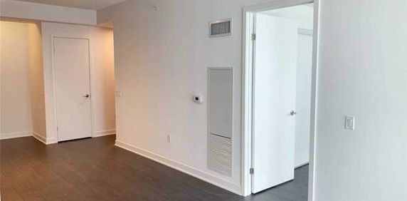 125 Blue Jays Way Entertainment district + den indoor pool! - Photo 2