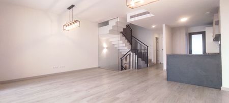 Townhouse in Manilva - Photo 2