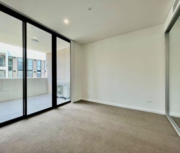 Near New One Bedroom Apartment For Lease - Photo 3