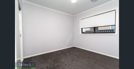 Near-New Luxurious Eden Brae Home - Photo 3