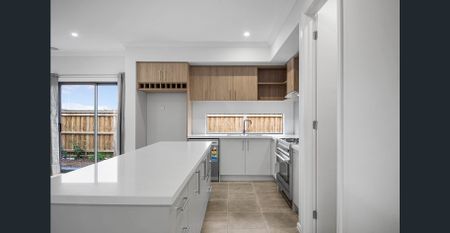 Brand New Home for Lease in Manor Lakes - Photo 2