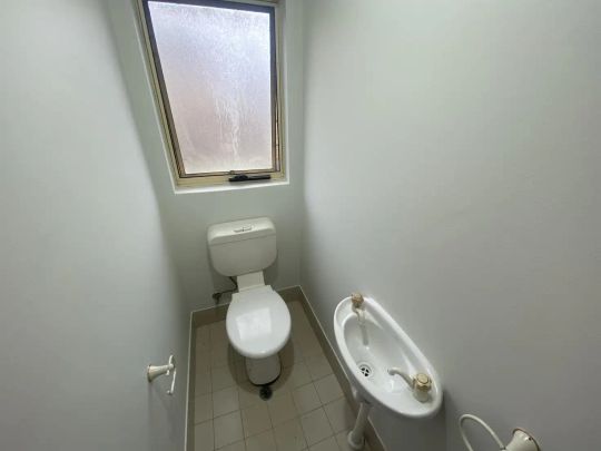 “2 Bedroom Unit in Liverpool” - Photo 1