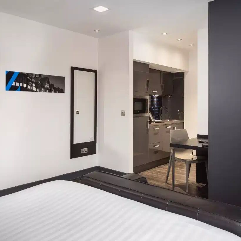 Smart Studio Apartment - Photo 1