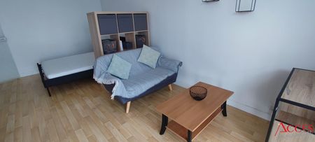 Location Appartement 1 pièce 27m² - Photo 2