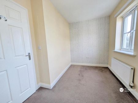 2 bedroom semi-detached house to rent - Photo 4