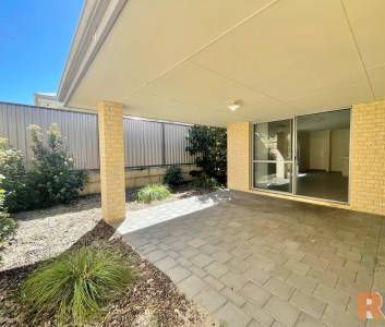 3 Bedroom Dual Key Property in a Great Location - Photo 4