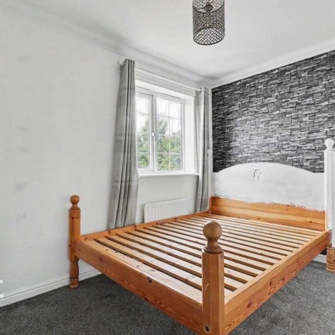 2 bedroom terraced house to rent - Photo 1