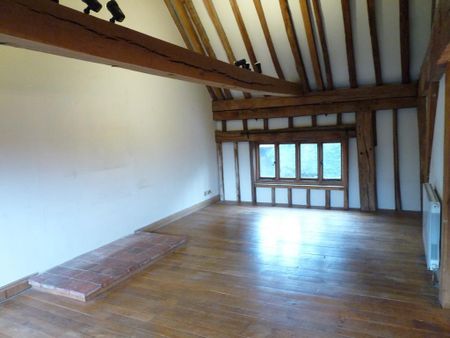 3 bedroom barn conversion to rent - Photo 2