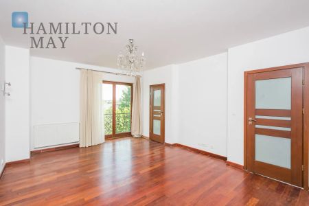 Luksusowy dom z basenem i sauna blisko Centrum Handlowego na Zawadach - Zdjęcie 2