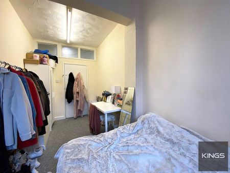 6 bedroom flat to rent - Photo 5