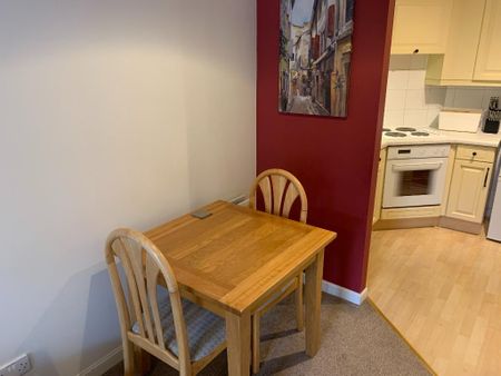 1 bedroom flat to rent - Photo 4