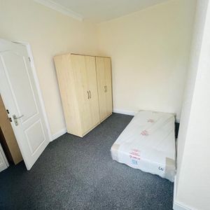 Room in a Shared House, Preston Road, B26 - Photo 2