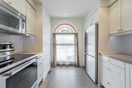 For Lease - 31 Belmont Street, Toronto, Ontario - Photo 4