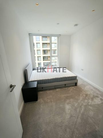 Oval Village 9 Room 2 - Photo 4