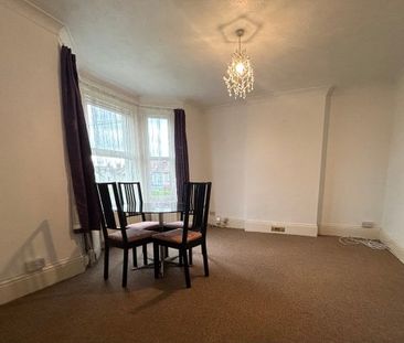 Northcourt Road, Worthing, BN14 1 bedroom flat to rent - Photo 5