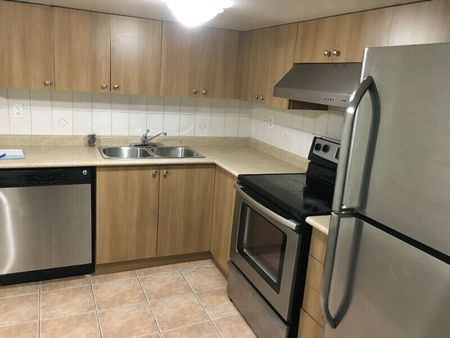 For Lease - 5484 Freshwater Drive Unit# Basement, Mississauga, Ontario - Photo 2