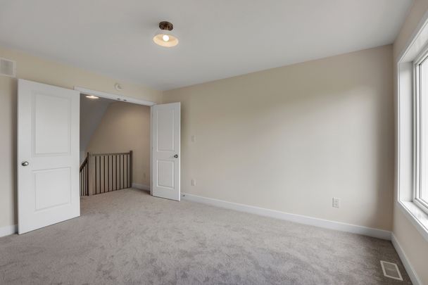 For Lease - 91 Staples Boulevard, Smiths Falls, Ontario - Photo 1